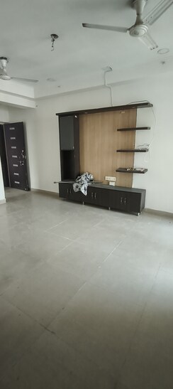 2 BHK + Study Room Apartment For Sale in Gaur City 2 - 11th Avenue