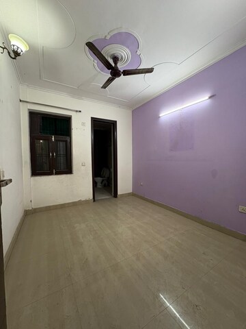 Room in 2 BHK Builder Floor at Sainik Colony – for Sale