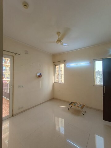 2 BHK Apartment For Sale in Dasnac The Jewel, Sector 75