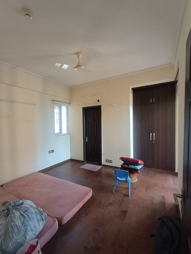 Room, dasnac-the-jewel 2 Bedroom 1250 Sq.Ft. Apartment In Sector 75 Noida 9648482