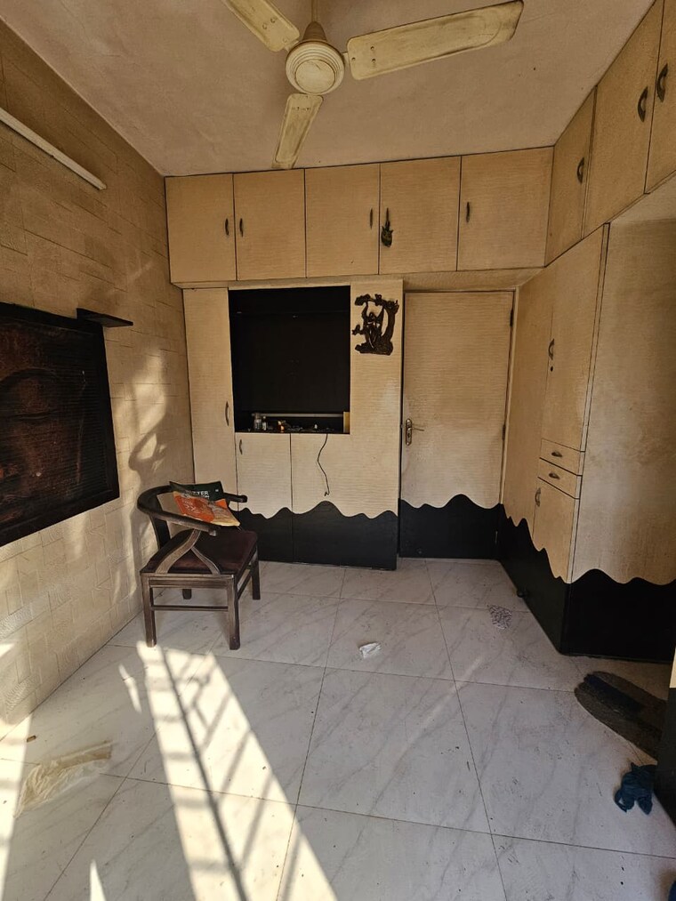 Master Bedroom, zarna-enclave-chs 3.5 Bedroom 1450 Sq.Ft. Apartment In Kandivali East Mumbai 9648518