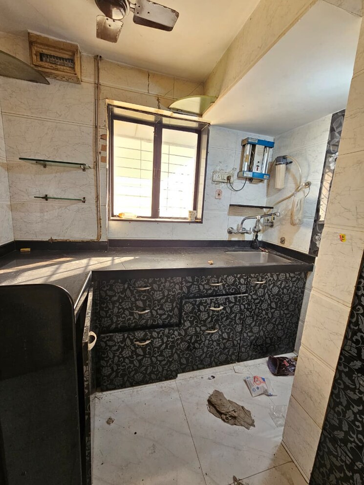 Kitchen, zarna-enclave-chs 3.5 Bedroom 1450 Sq.Ft. Apartment In Kandivali East Mumbai 9648518