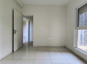 Room in 1 BHK Apartment at Godrej Park Ridge, Manjari – for Rent