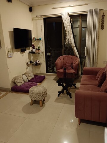 2 BHK Apartment For Rent in Lake Florence, Powai