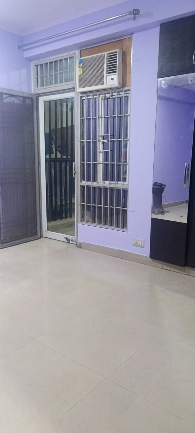 Room, gaur-city-2-16th-avenue 2 Bedroom 776 Sq.Ft. Apartment In Sector 16c Greater Noida Greater Noida 9648564