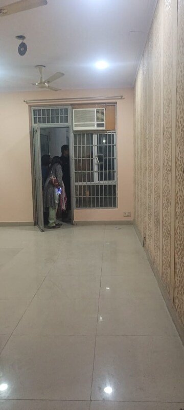 Room in 2 BHK Apartment at Gaur City 2 - 16th Avenue, Sector 16c Greater Noida – for Sale