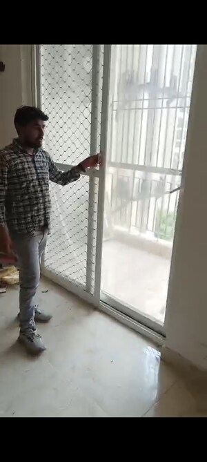 Bathroom in 2 BHK Apartment at Amrapali Riverview, Amrapali Leisure Valley – for Rent