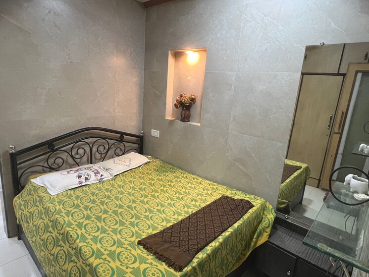 Bedroom, sindhi-retreat 1 Bedroom 520 Sq.Ft. Apartment In Worli Mumbai 9648868