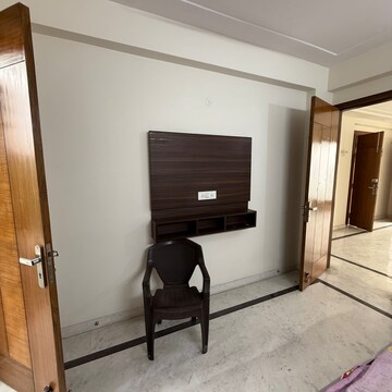 2 BHK Builder Floor For Rent in Sector 105