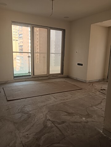 Room in 4 BHK Apartment at Krypton Tower, Prabhadevi – for Sale