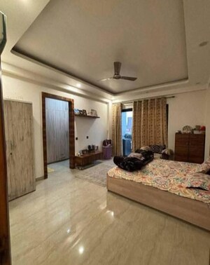 Bedroom in 3 BHK Apartment at Saket – for Rent