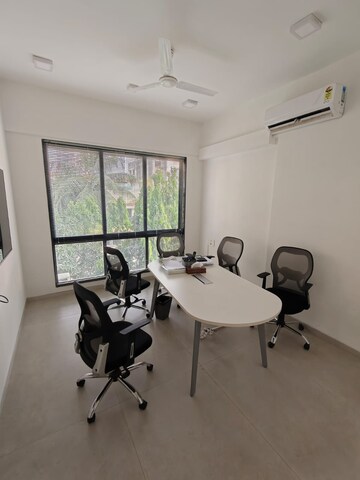  Office Space For Rent in Mahesh Ganga Jamna, Khar West