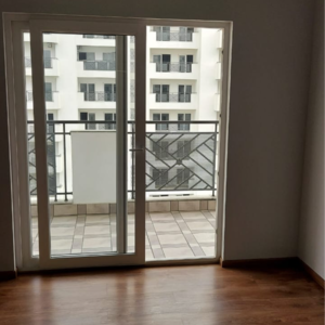 Room in 3 BHK Apartment at Central Park Flower Valley Aqua Front Towers, Sohna Sector 33 – for Rent