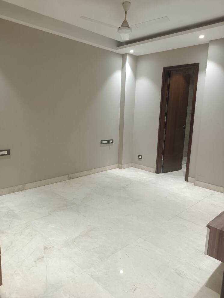 Room, nirman vihar 3 Bedroom 1700 Sq.Ft. Builder Floor In Nirman Vihar Delhi 9648975