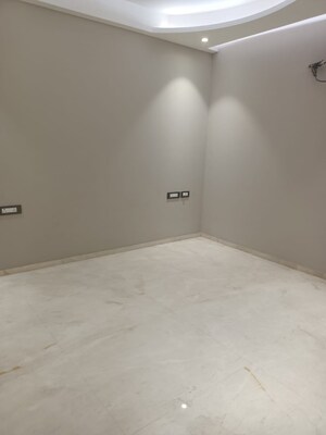3 BHK Builder Floor For Sale in Nirman Vihar