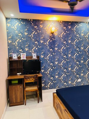 Furnished Amenities in 2 BHK Apartment at SG Andour Heights, Sector 71 – for Rent