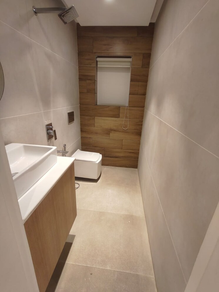 Bathroom, godrej-bayview-vashi 3 Bedroom 1200 Sq.Ft. Builder Floor In Vashi Sector 9 Navi Mumbai 9648721