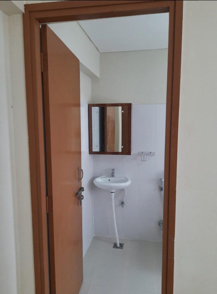 Bathroom, adani-aangan 2 Bedroom 657 Sq.Ft. Apartment In Sector 89a Gurgaon 9648921