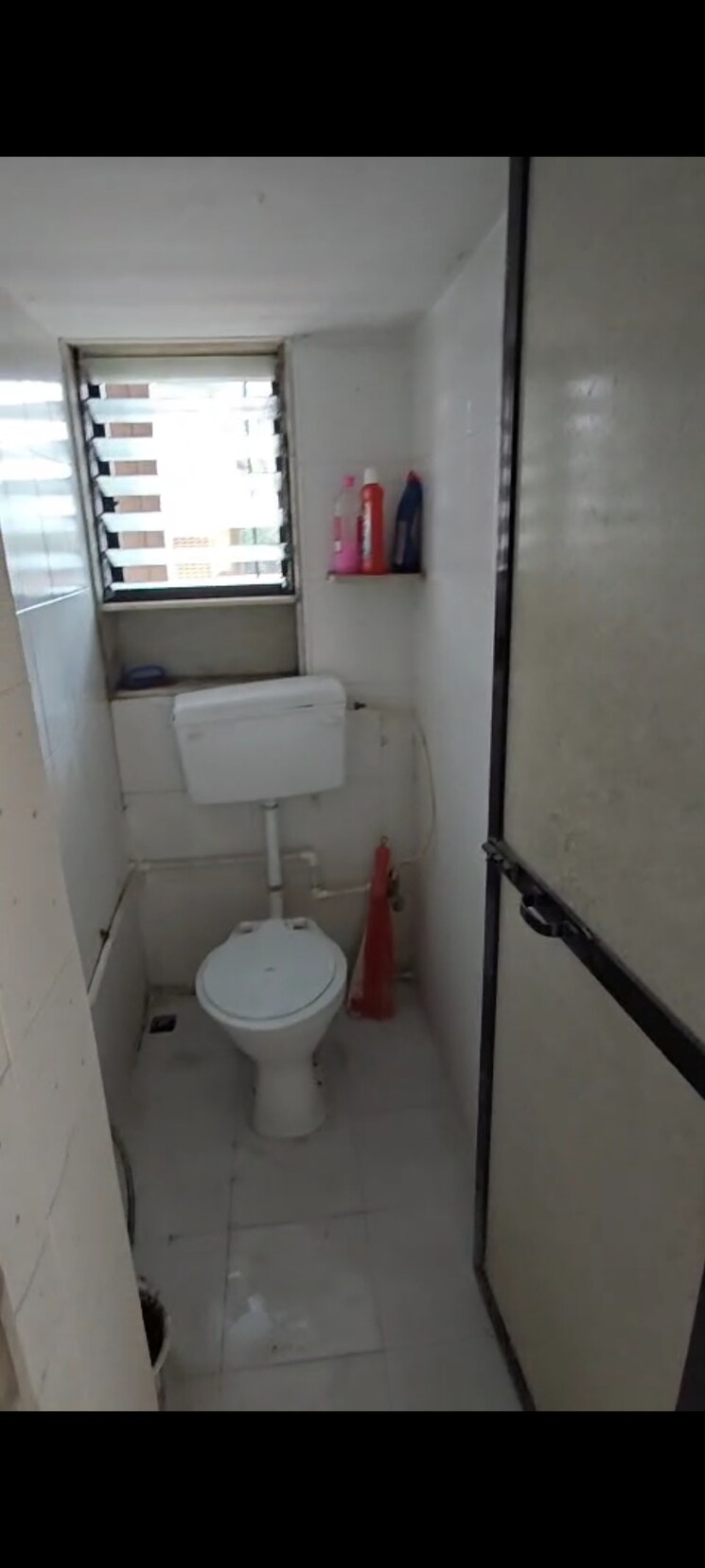 Bathroom, hiral-greens 1 Bedroom 513 Sq.Ft. Apartment In Mira Road Thane 9649073