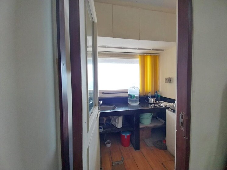 Kitchen, bandra kurla complex Commercial Office Space 3300 Sq.Ft. In Bandra Kurla Complex Mumbai 9649023