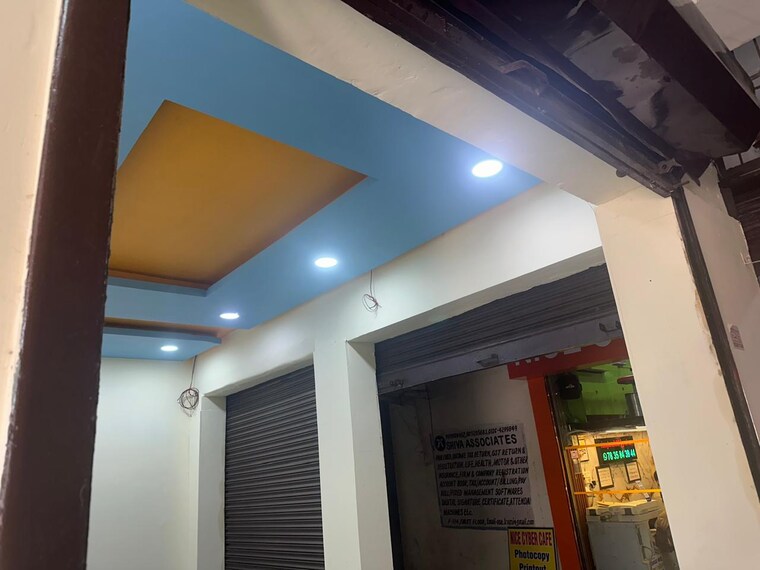 Bedroom, meridian-view-plaza Commercial Shop 350 Sq.Ft. In Alpha 1 Greater Noida Greater Noida 9649166