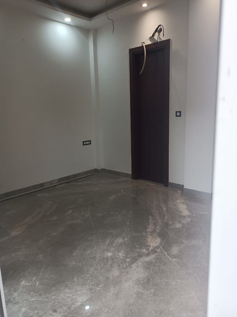 Bedroom, shankar vihar 3 Bedroom 1500 Sq.Ft. Builder Floor In Shankar Vihar Delhi 9649402