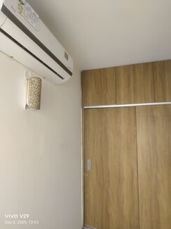 3 BHK + Servant Room Apartment For Sale in Unitech Fresco