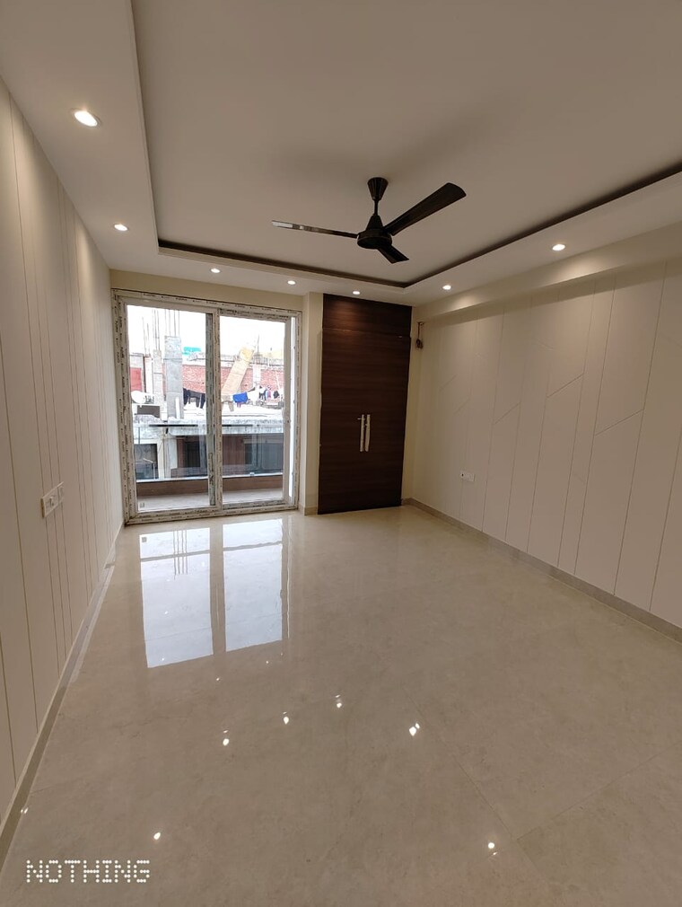 Room, delphine-central-park-estates 3 Bedroom 4200 Sq.Ft. Apartment In Sector 104 Gurgaon 9649265