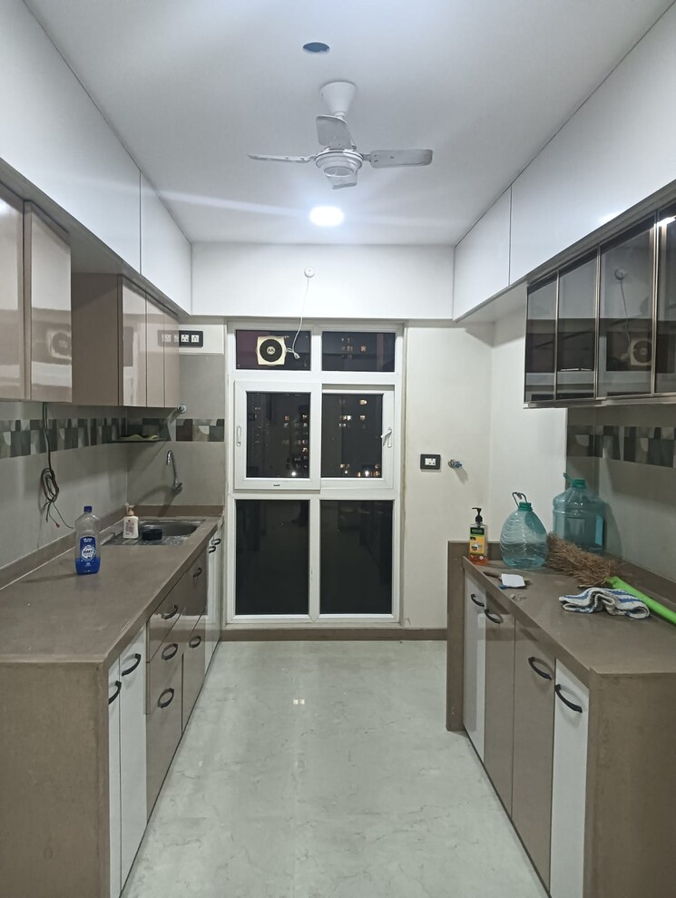 Kitchen, dadar east 2 Bedroom 892 Sq.Ft. Apartment In Dadar East Mumbai 9649271