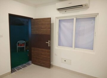 Furnished Amenities in 2 BHK Apartment at Greenmark Galaxy, Kondapur – for Rent