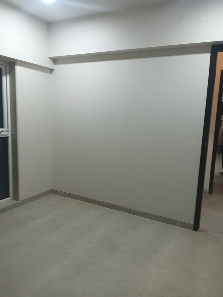 Room, dadar east 2 Bedroom 894 Sq.Ft. Apartment In Dadar East Mumbai 9649304