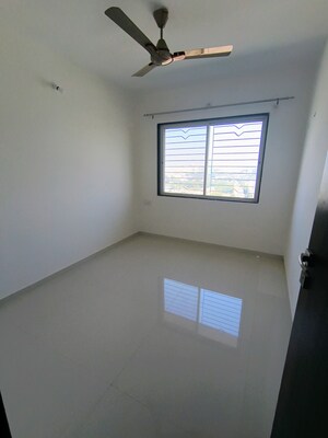 Room in 2 BHK Apartment at Sukhwani Hermosa Casa, Mundhwa – for Rent