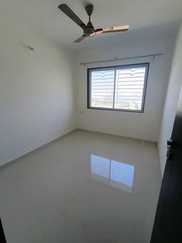 Room in 2 BHK Apartment at Sukhwani Hermosa Casa, Mundhwa – for Rent