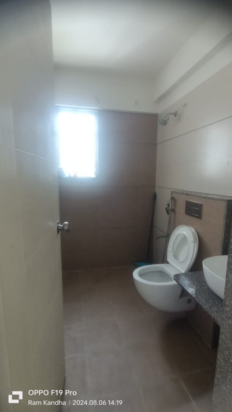 Bathroom, rohan-leher 2 Bedroom 1140 Sq.Ft. Apartment In Baner Pune 9649382