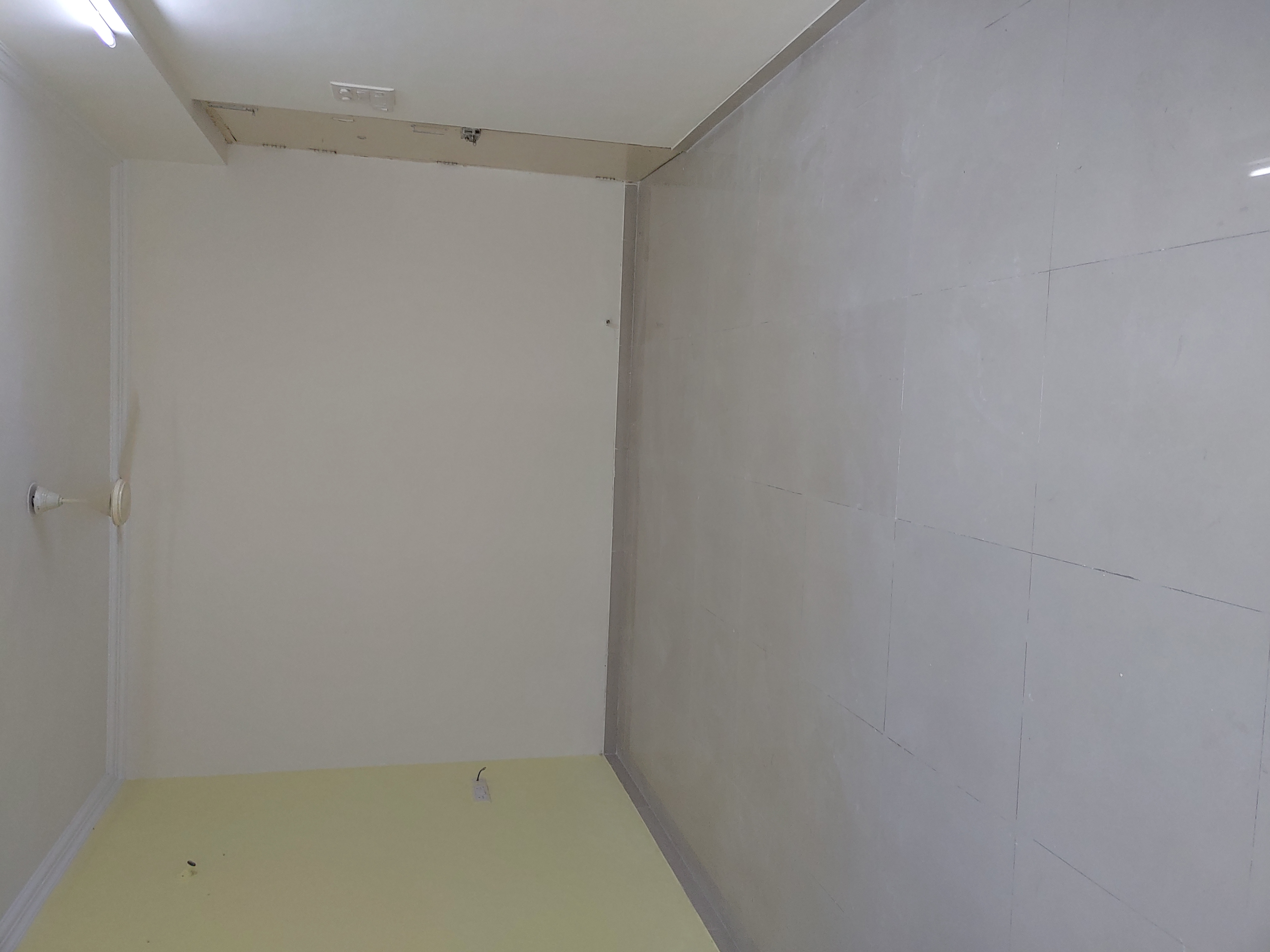 2 BHK + Servant Room Apartment For Sale in Ambiience Antilia