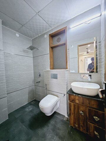 Bathroom in 3 BHK Builder Floor at Vipul World Floors, Sector 48 – for Sale