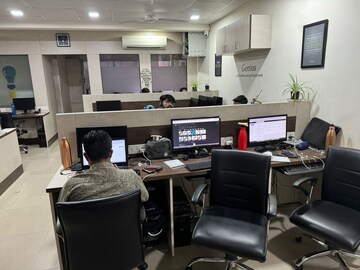  Office Space For Rent in Makarba