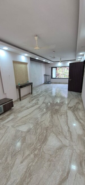 3 BHK Apartment For Rent in Bandra West