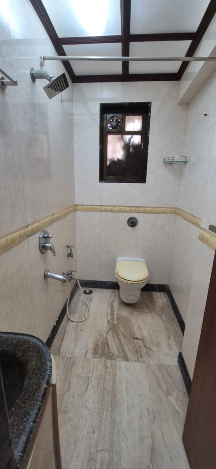 Bathroom, bandra west 3 Bedroom 950 Sq.Ft. Apartment In Bandra West Mumbai 9649653