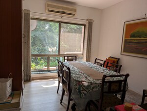 Parking in 4 BHK Builder Floor at SS Linden, Sector 84 – for Sale