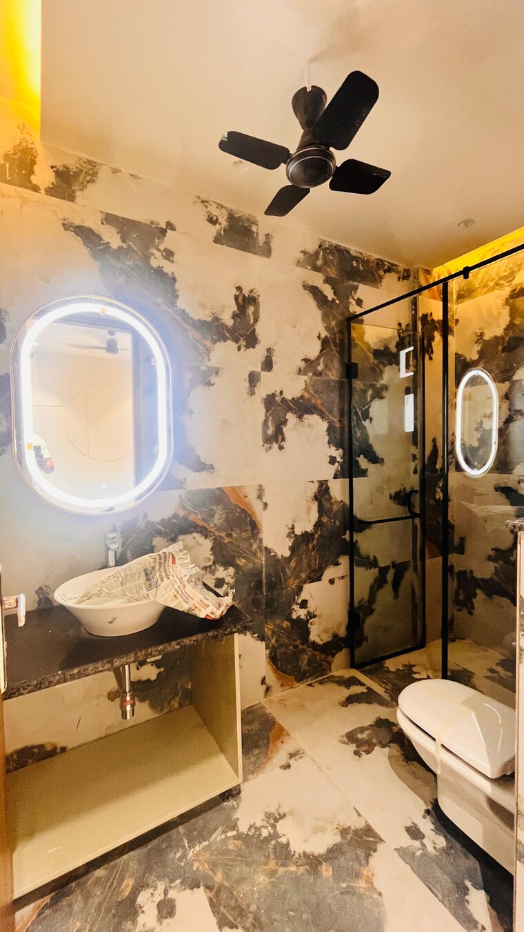 Bathroom, paras-trinity 4 Bedroom 2337 Sq.Ft. Builder Floor In Sector 63 Gurgaon 9649733