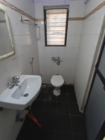 Bathroom in 3 BHK Apartment at Gundecha Orchid Tower, Kandivali East – for Sale