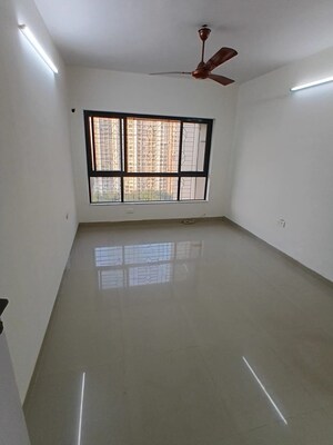 Room in 3 BHK Apartment at Gundecha Orchid Tower, Kandivali East – for Sale