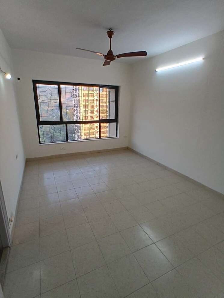 Room, gundecha-orchid-tower 3 Bedroom 1100 Sq.Ft. Apartment In Kandivali East Mumbai 9649666