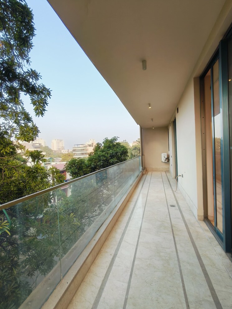 Balcony, sector 56 4 Bedroom 2400 Sq.Ft. Builder Floor In Sector 56 Gurgaon 9649771