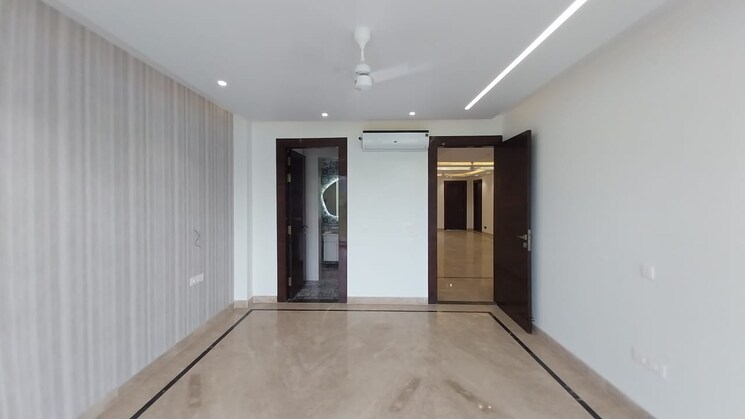 Room, maple-heights 4 Bedroom 2700 Sq.Ft. Builder Floor In Sector 43 Gurgaon 9649954