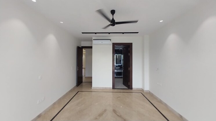 Room, maple-heights 4 Bedroom 2700 Sq.Ft. Builder Floor In Sector 43 Gurgaon 9649954