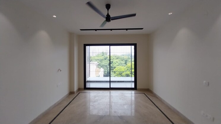 Room, maple-heights 4 Bedroom 2700 Sq.Ft. Builder Floor In Sector 43 Gurgaon 9649954