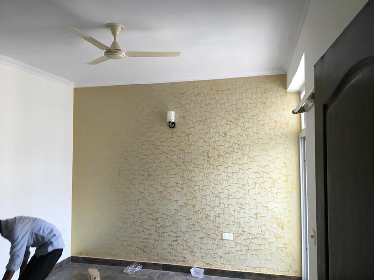 Other, mahagun-mezzaria 3.5 Bedroom 2500 Sq.Ft. Apartment In Sector 78 Noida 9649850