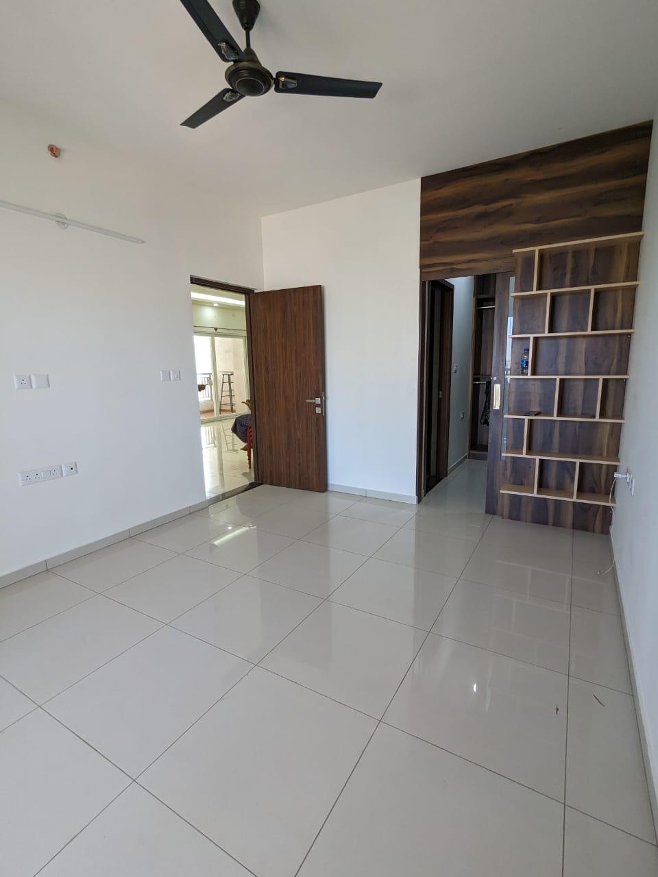 3 BHK + Pooja Room Apartment For Rent in Vajram Newtown